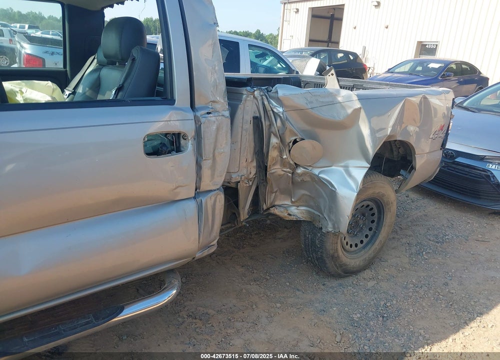 2007 GMC SIERRA 1500 CLASSIC VIN: 3GTEK14X07G228177