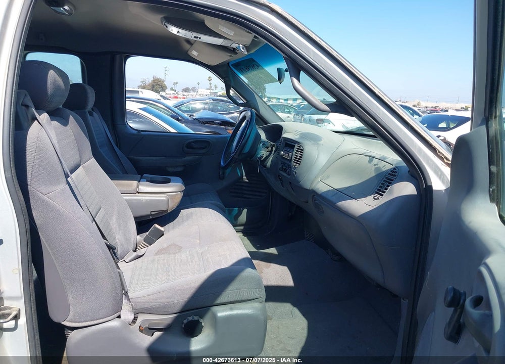 2002 FORD F-150 XL/XLT VIN: 1FTRX07242KA59876