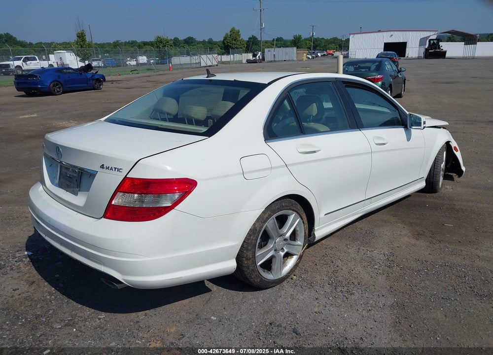 2011 MERCEDES-BENZ C 300 VIN: WDDGF8BB3BR159870