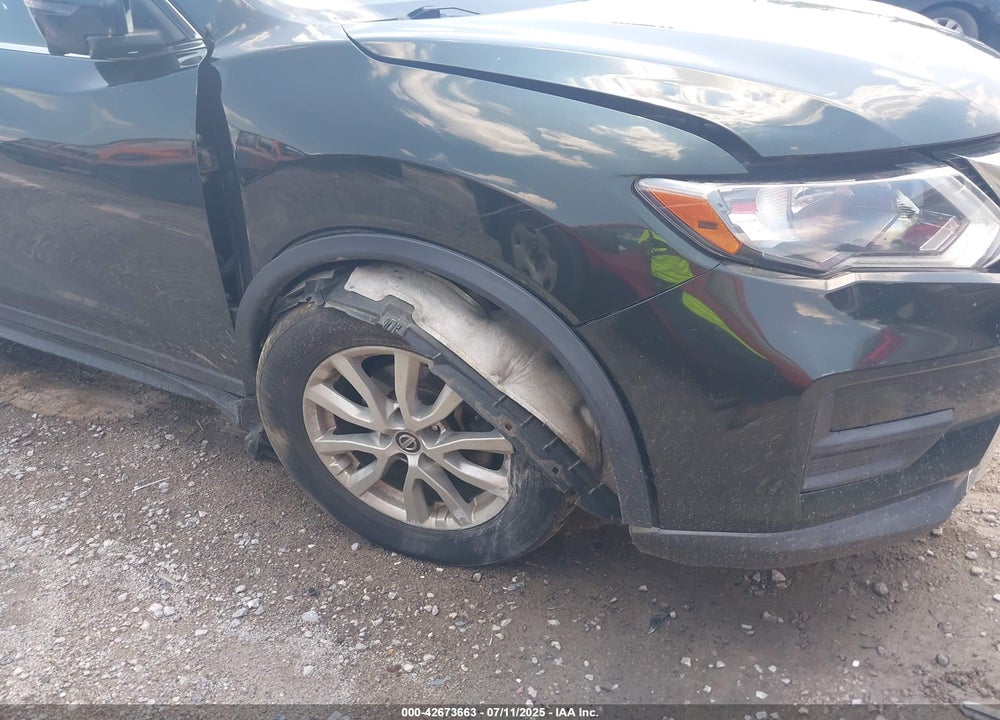 2018 NISSAN ROGUE VIN: 5N1AT2MV4JC735248
