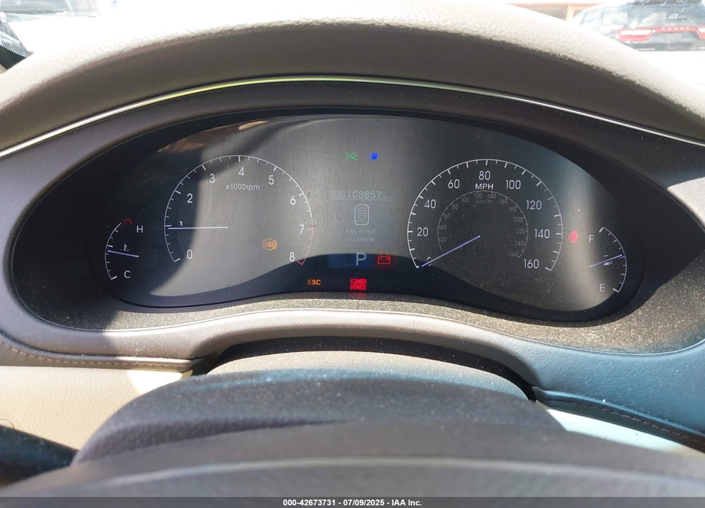 2012 HYUNDAI GENESIS VIN: KMHGC4DD3CU184482