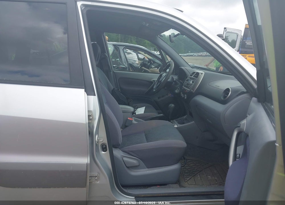 2001 TOYOTA RAV4 VIN: JTEHH20V510028019