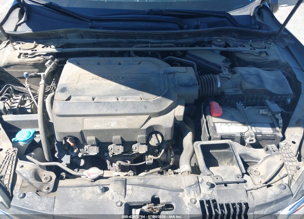 2013 HONDA ACCORD VIN: 1HGCR3F84DA044800