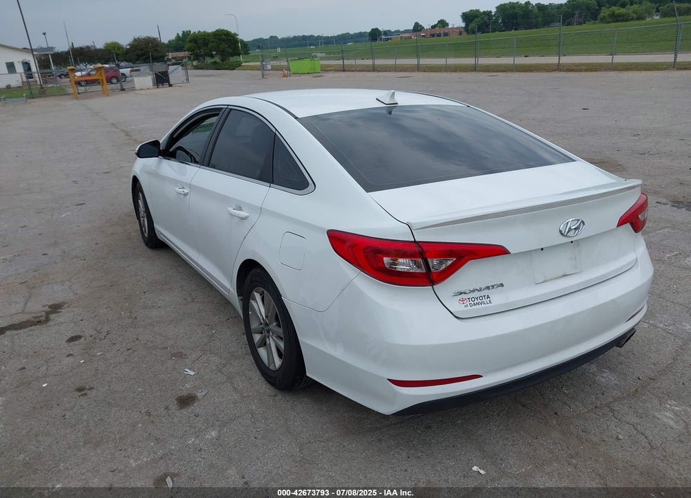 2016 HYUNDAI SONATA VIN: 5NPE24AF6GH370571