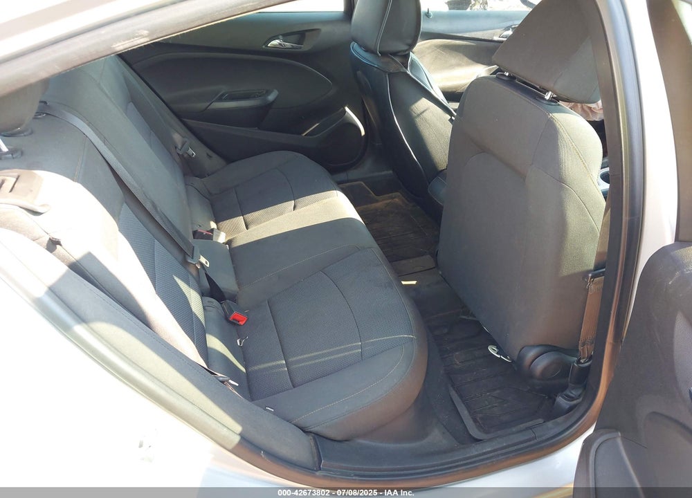 2018 CHEVROLET CRUZE VIN: 1G1BC5SM3J7237273