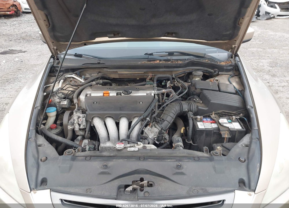 2005 HONDA ACCORD 2.4 LX VIN: 1HGCM56415A132762