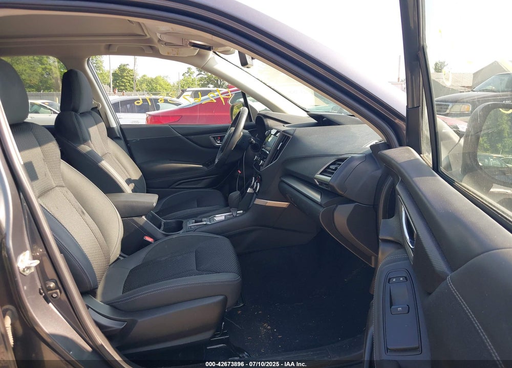 2021 SUBARU FORESTER VIN: JF2SKAJC9MH562537