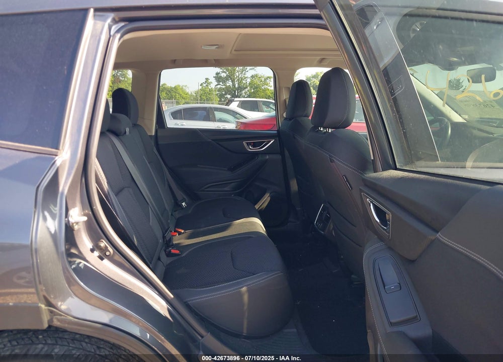 2021 SUBARU FORESTER VIN: JF2SKAJC9MH562537