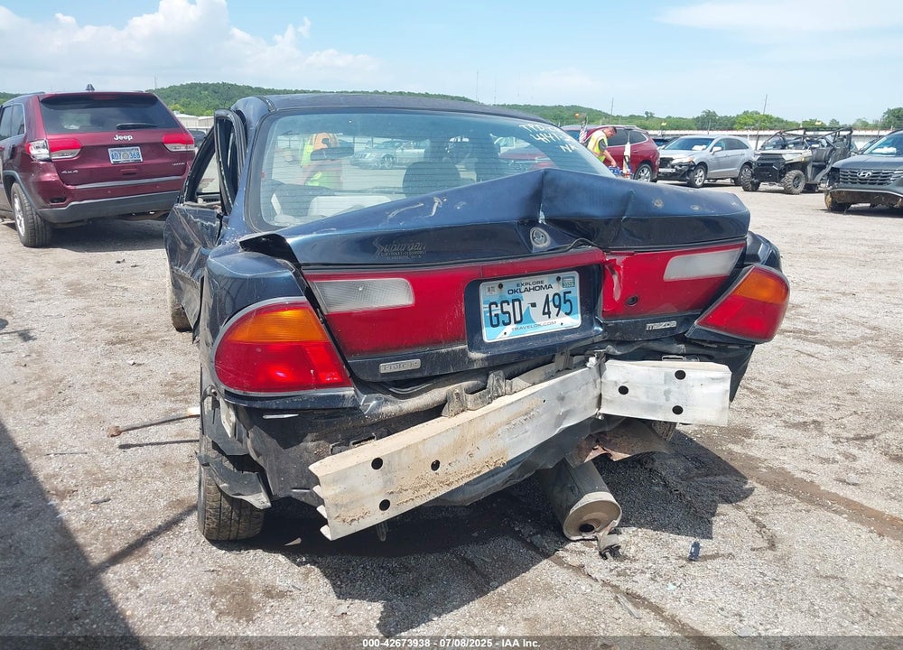 1997 MAZDA PROTEGE DX/LX VIN: JM1BC1412V0158629