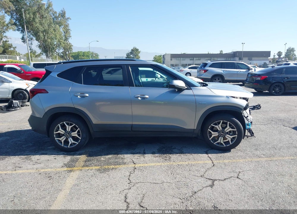2021 KIA SELTOS VIN: KNDERCAA6M7196382