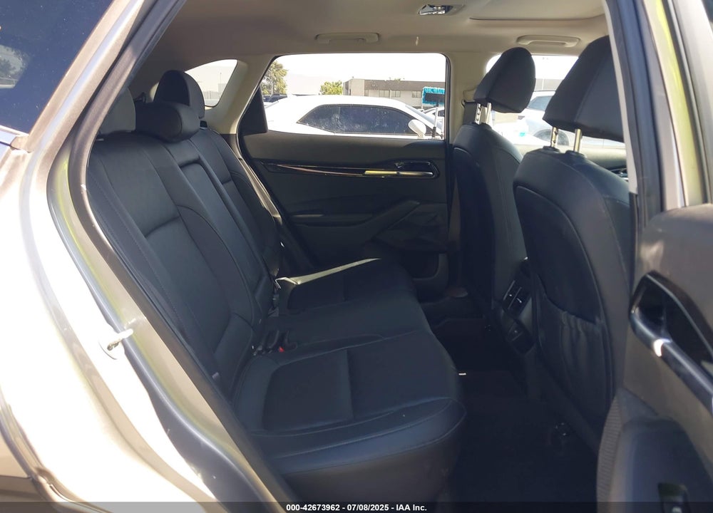 2021 KIA SELTOS VIN: KNDERCAA6M7196382