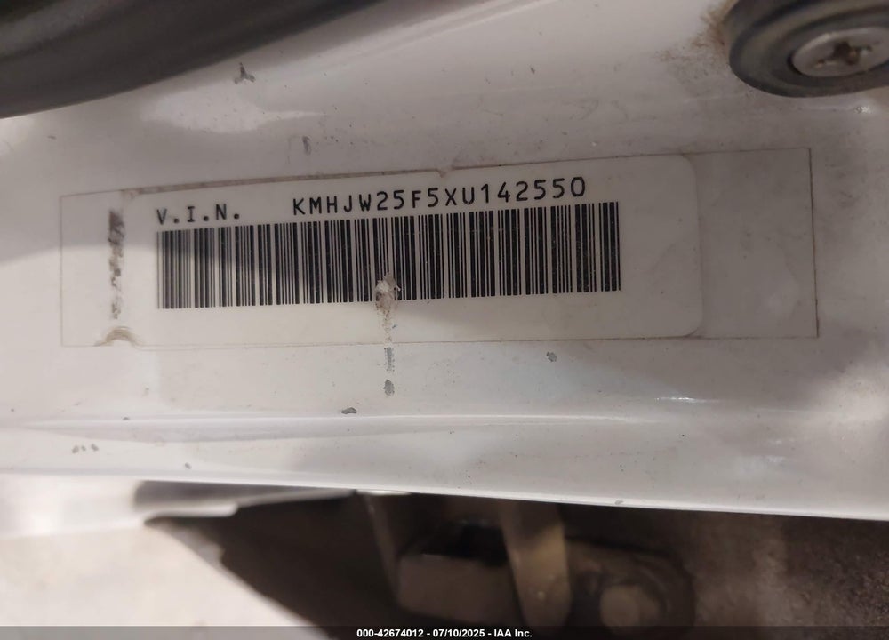 1999 HYUNDAI ELANTRA VIN: KMHJW25F5XU142550