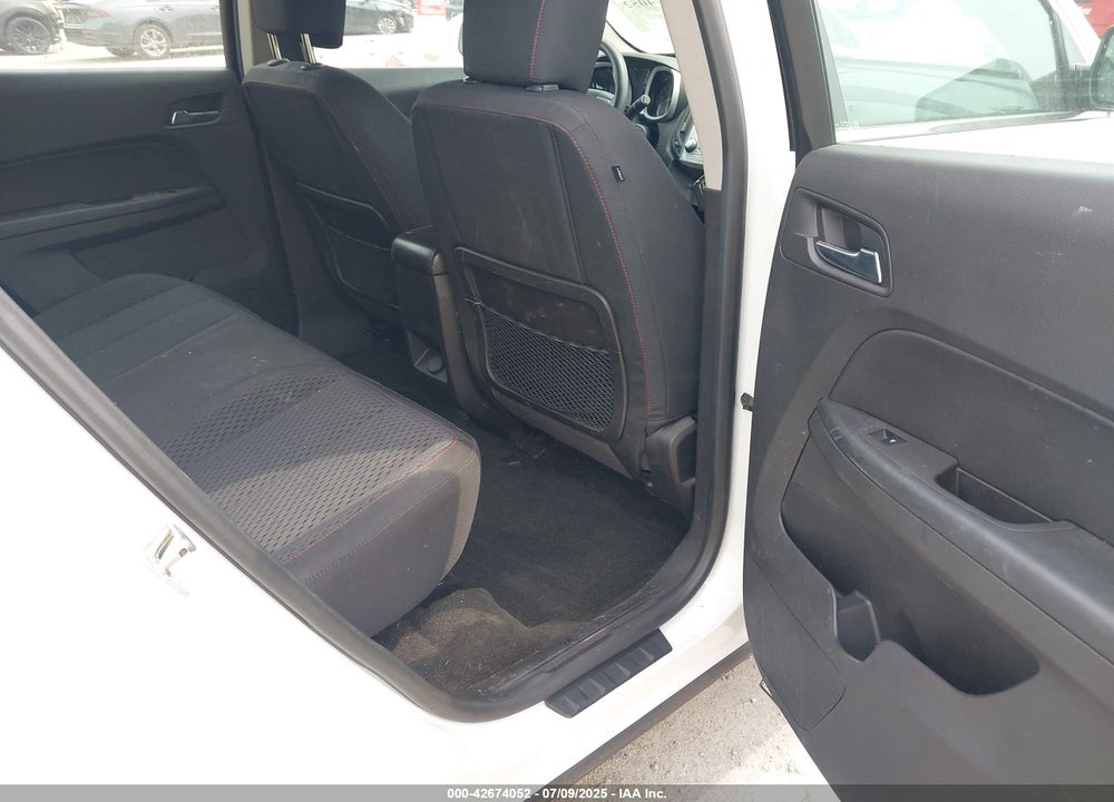 2014 CHEVROLET EQUINOX VIN: 1GNALAEK1EZ101800