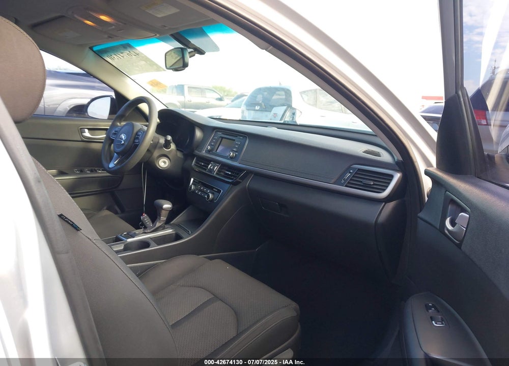 2016 KIA OPTIMA VIN: 5XXGT4L38GG079249