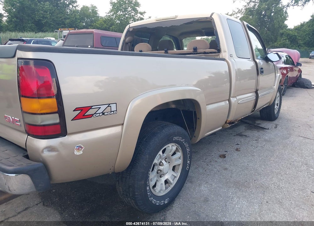 2004 GMC SIERRA 1500 SLE VIN: 2GTEK19T641320369
