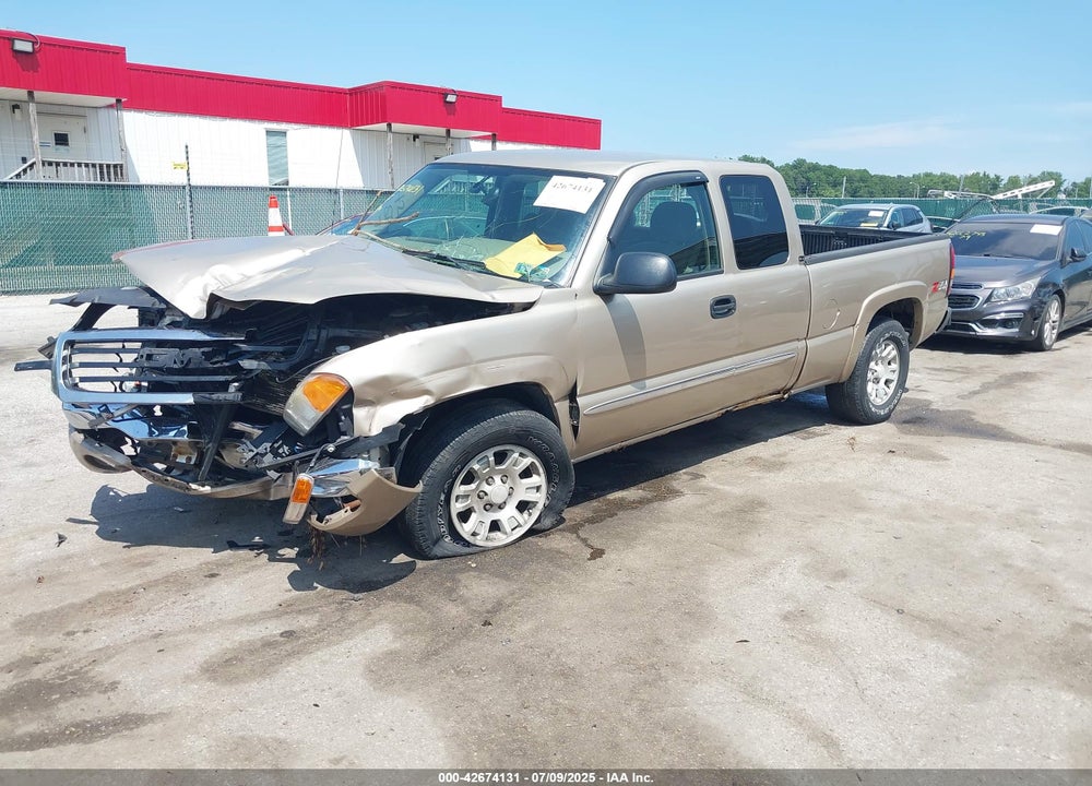 2004 GMC SIERRA 1500 SLE VIN: 2GTEK19T641320369