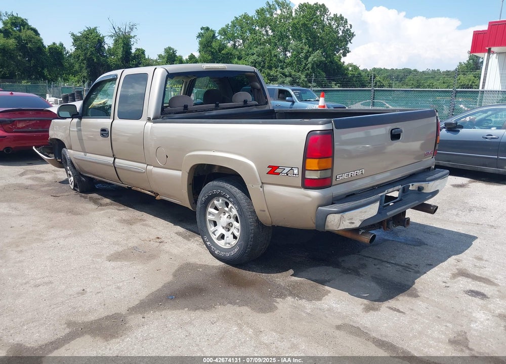 2004 GMC SIERRA 1500 SLE VIN: 2GTEK19T641320369