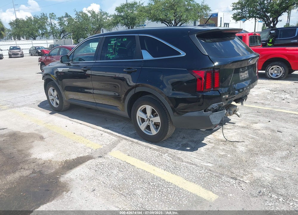 2021 KIA SORENTO VIN: 5XYRG4LCXMG022068