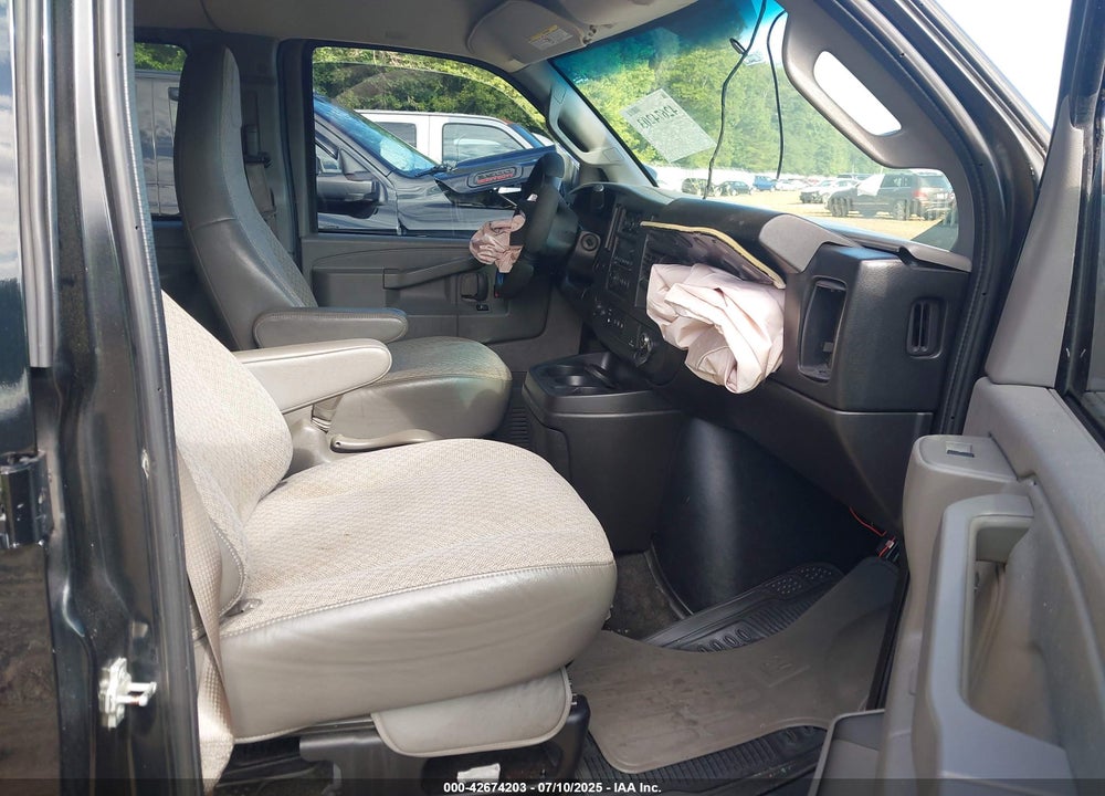 2017 CHEVROLET EXPRESS 3500 LT VIN: 1GAZGPFG0H1281294