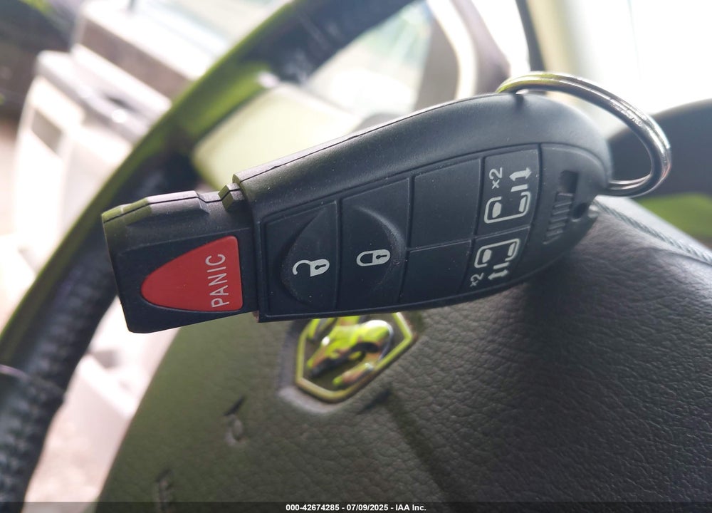 2010 DODGE GRAND CARAVAN VIN: 2D4RN5D19AR432993