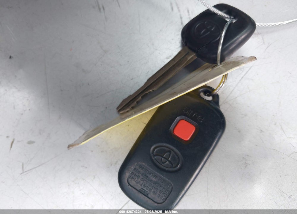 2005 TOYOTA CAMRY LE VIN: 4T1BE30K35U572110