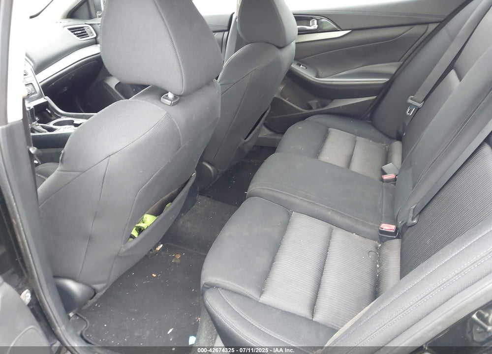 2017 NISSAN MAXIMA VIN: 1N4AA6AP9HC365857