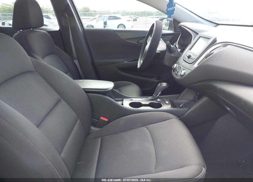2018 CHEVROLET MALIBU VIN: 1G1ZB5ST2JF204649