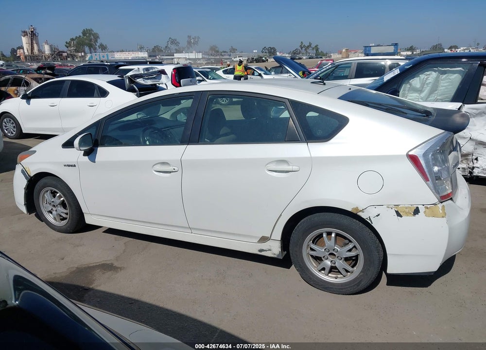 2011 TOYOTA PRIUS VIN: JTDKN3DU5B0263712
