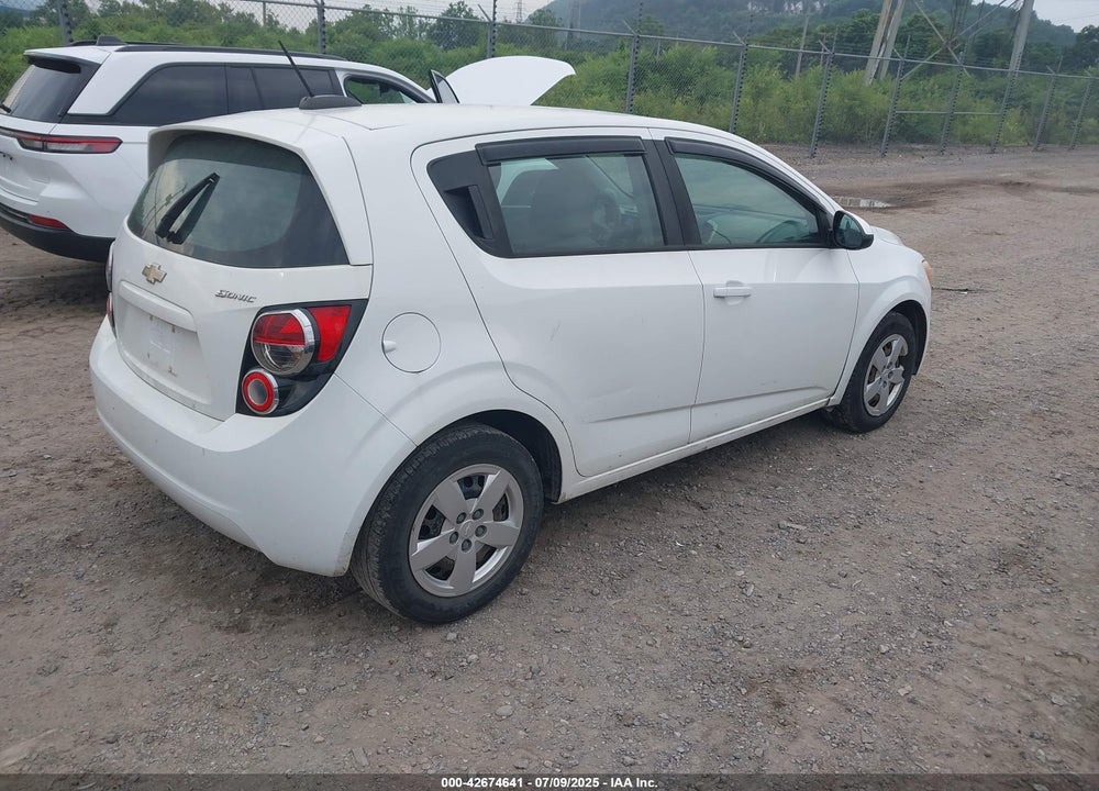 2015 CHEVROLET SONIC VIN: 1G1JA6SH0F4192571