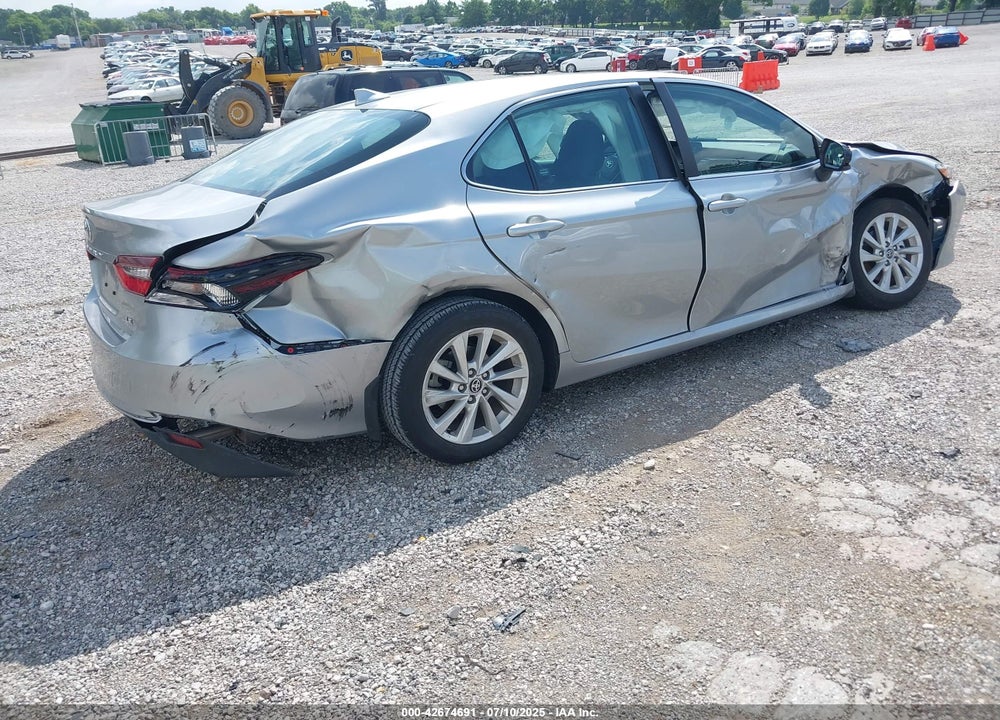 2024 TOYOTA CAMRY LE VIN: 4T1C11AKXRU247771