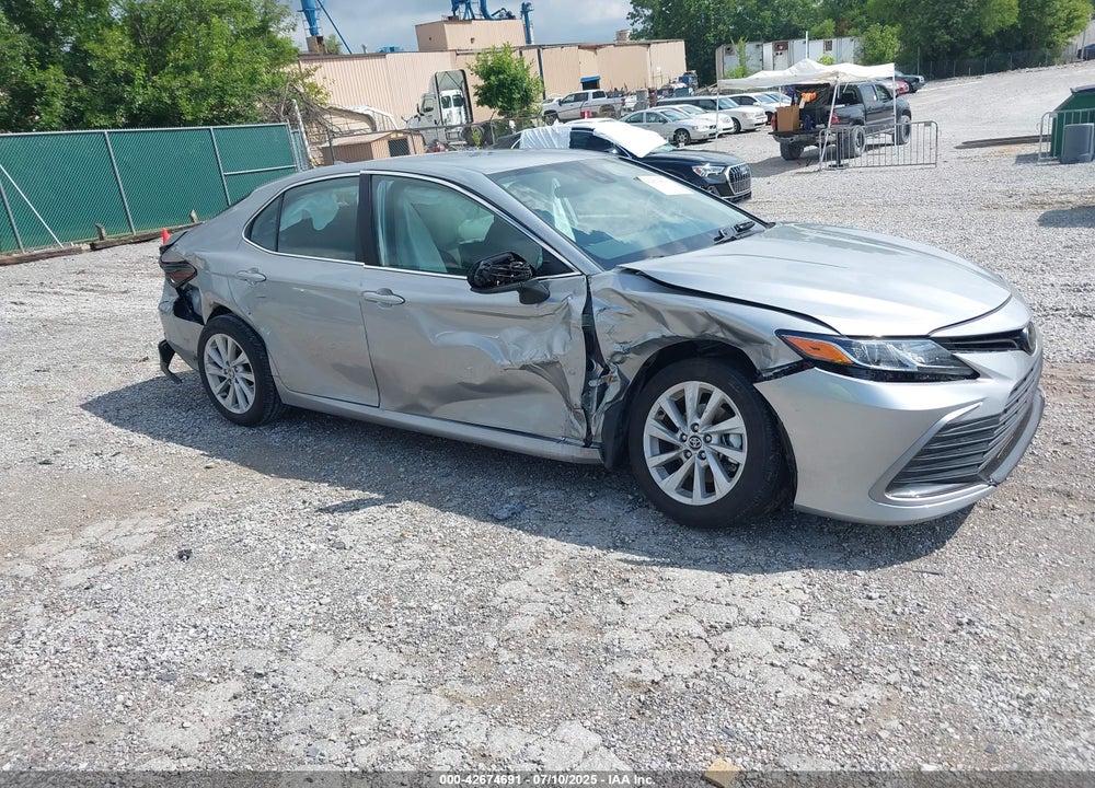2024 TOYOTA CAMRY LE VIN: 4T1C11AKXRU247771