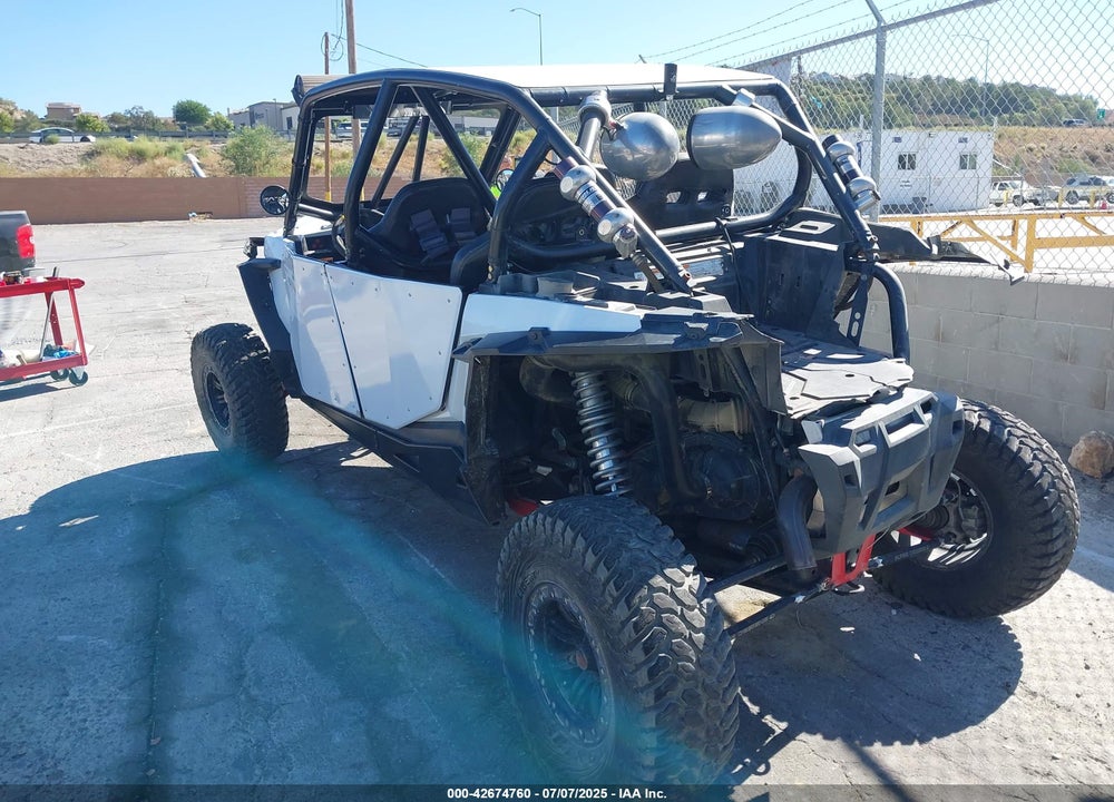 2014 POLARIS RZR 4 1000 XP VIN: 4XA6T1EA0EB191558