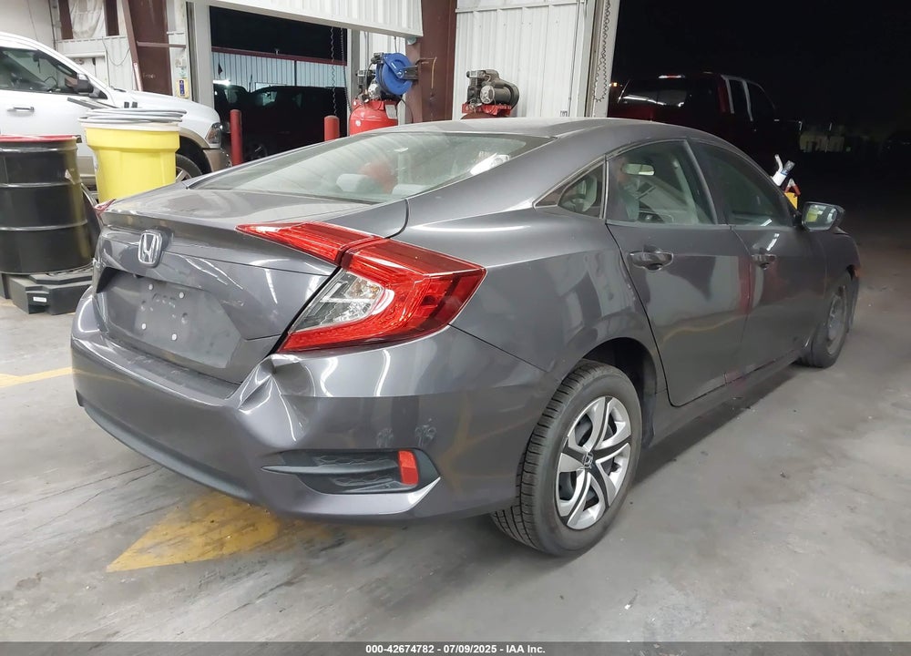 2018 HONDA CIVIC VIN: 2HGFC2F55JH524503