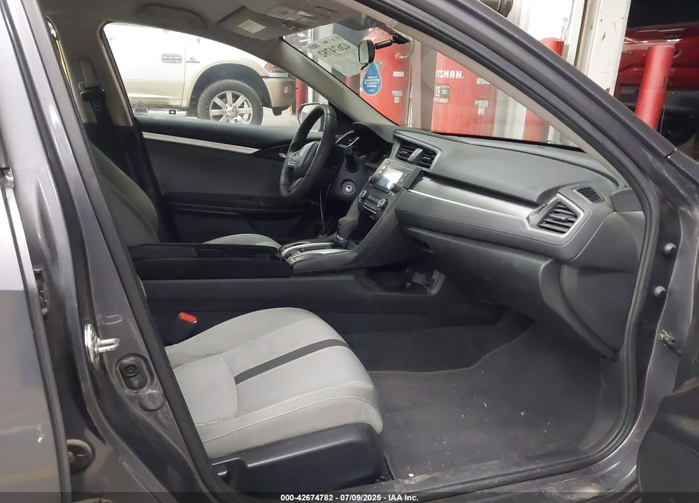 2018 HONDA CIVIC VIN: 2HGFC2F55JH524503
