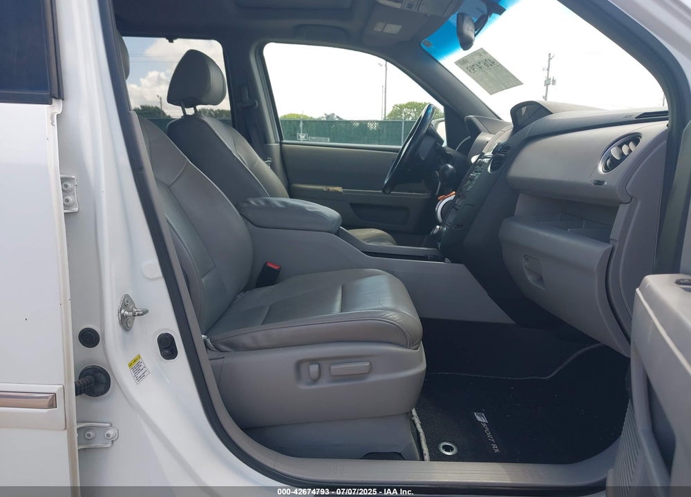 2010 HONDA PILOT VIN: 5FNYF4H99AB004420
