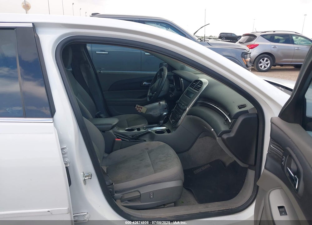 2015 CHEVROLET MALIBU LS VIN: 1G11B5SL2FF293692