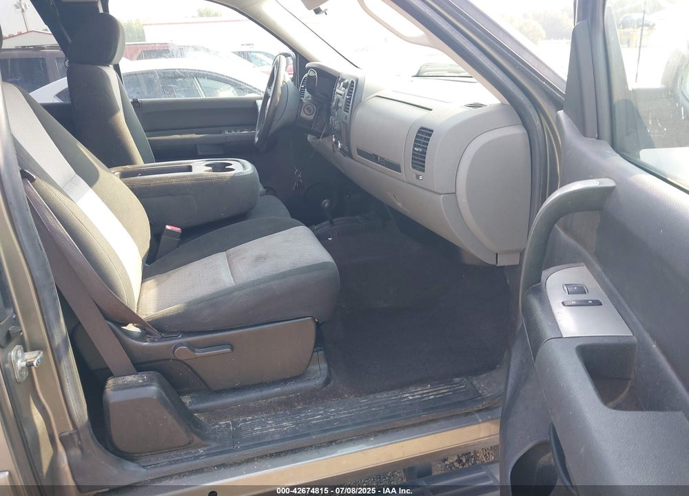 2008 CHEVROLET SILVERADO 1500 VIN: 1GCEK19C18Z305677