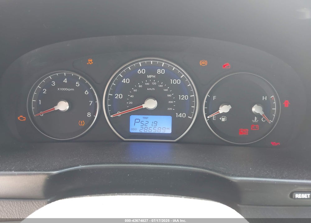 2012 HYUNDAI SANTA FE VIN: 5XYZH4AG7CG142959