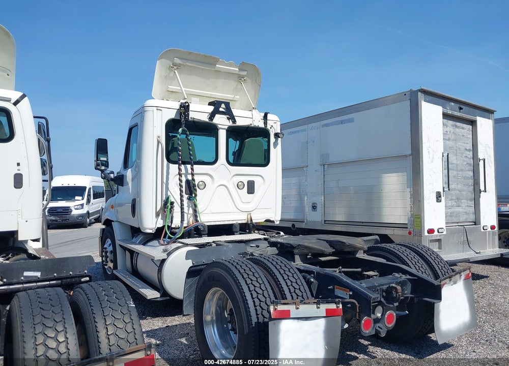 2015 FREIGHTLINER CASCADIA 113 VIN: 1FUBGADV9FLBW3801