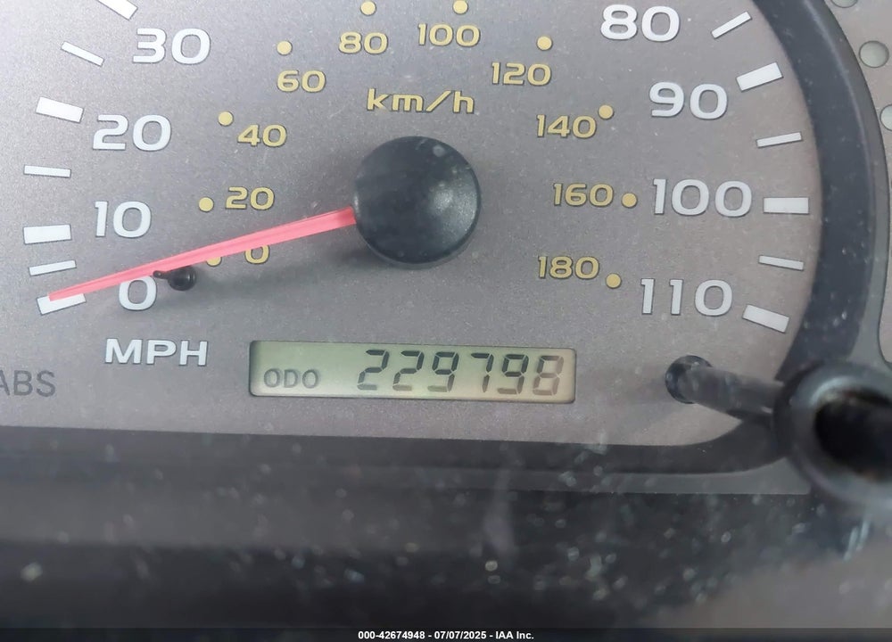 2004 TOYOTA SEQUOIA SR5 V8 VIN: 5TDBT44AX4S214054