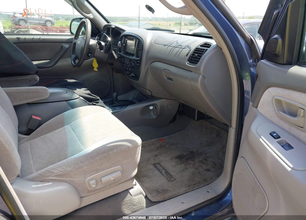2004 TOYOTA SEQUOIA SR5 V8 VIN: 5TDBT44AX4S214054