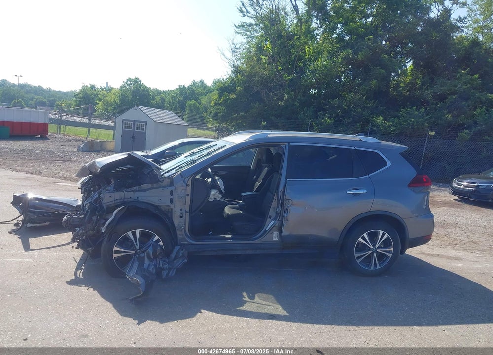 2019 NISSAN ROGUE VIN: JN8AT2MV4KW395429