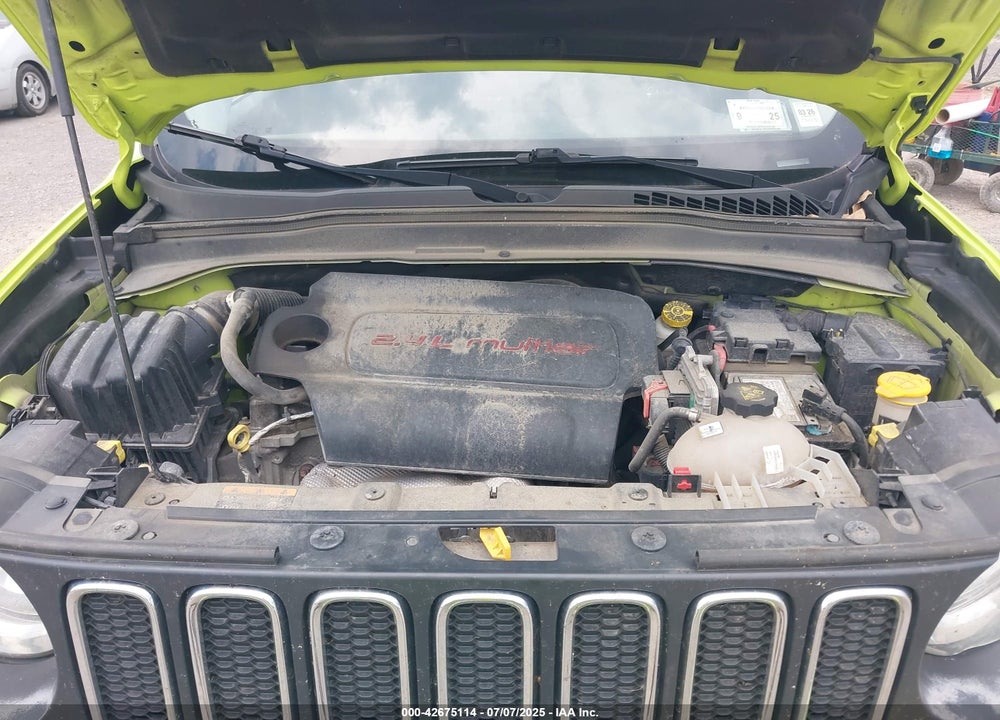 2017 JEEP RENEGADE VIN: ZACCJBAB1HPF07825