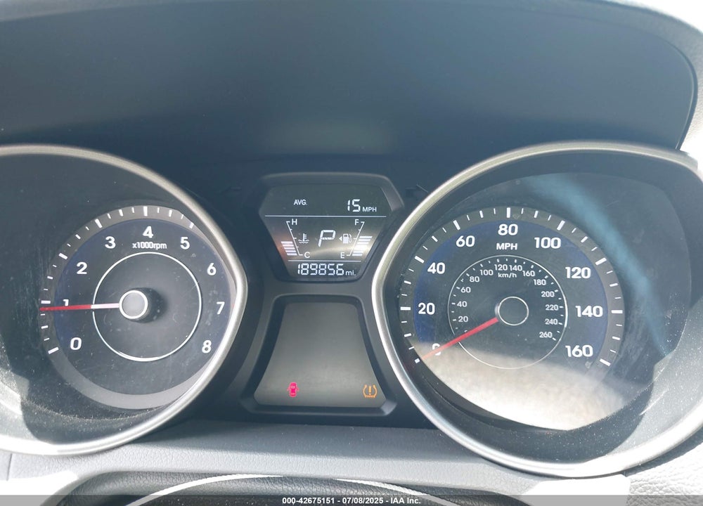 2014 HYUNDAI ELANTRA VIN: 5NPDH4AE7EH462643