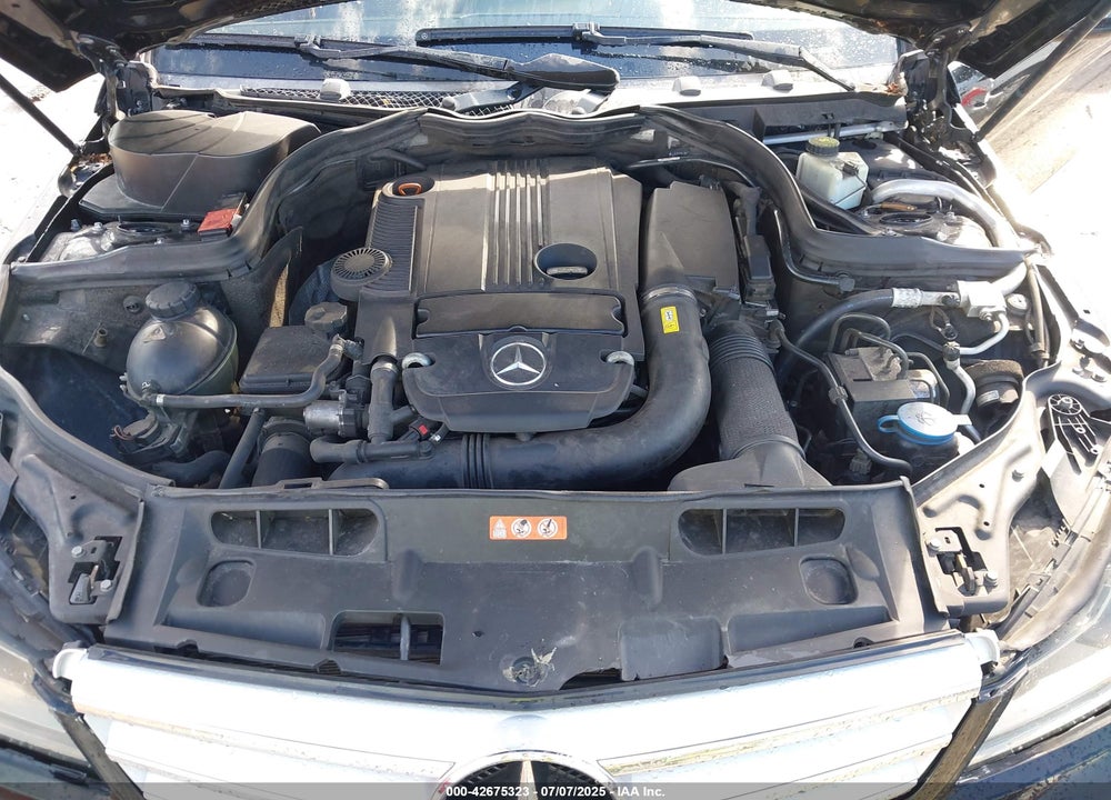 2012 MERCEDES-BENZ C CLASS VIN: WDDGF4HB7CR195451