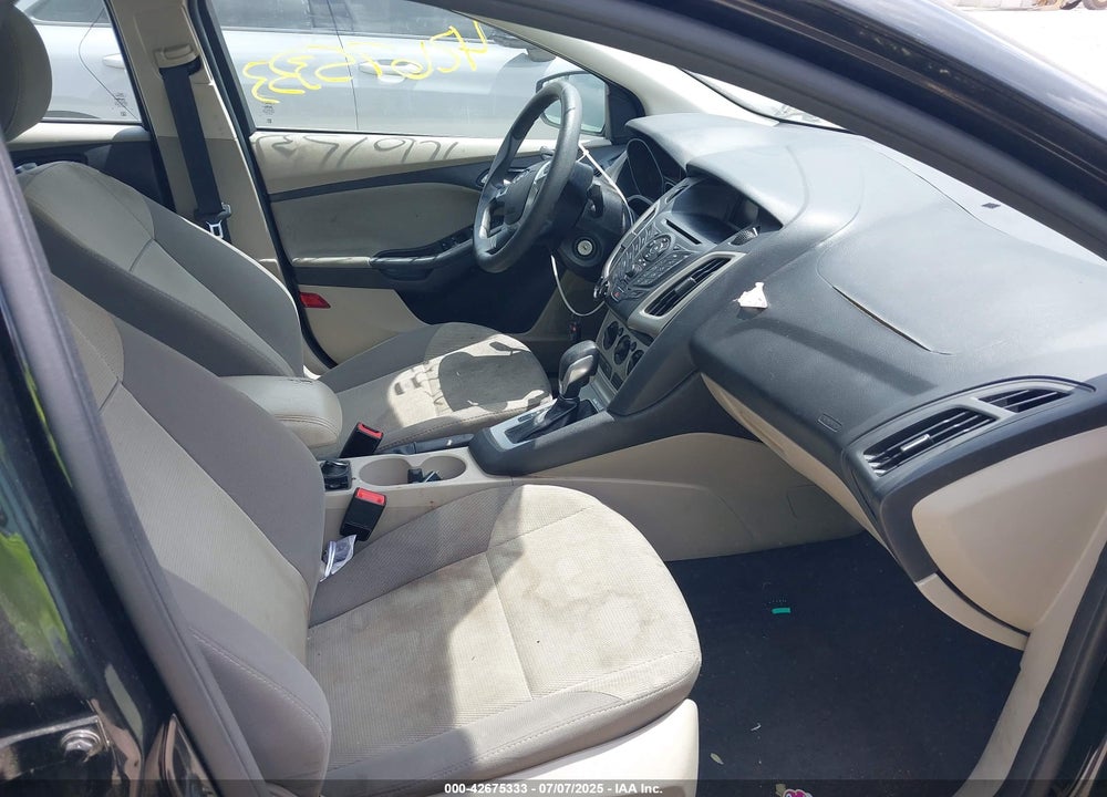 2014 FORD FOCUS VIN: 1FADP3F29EL380300