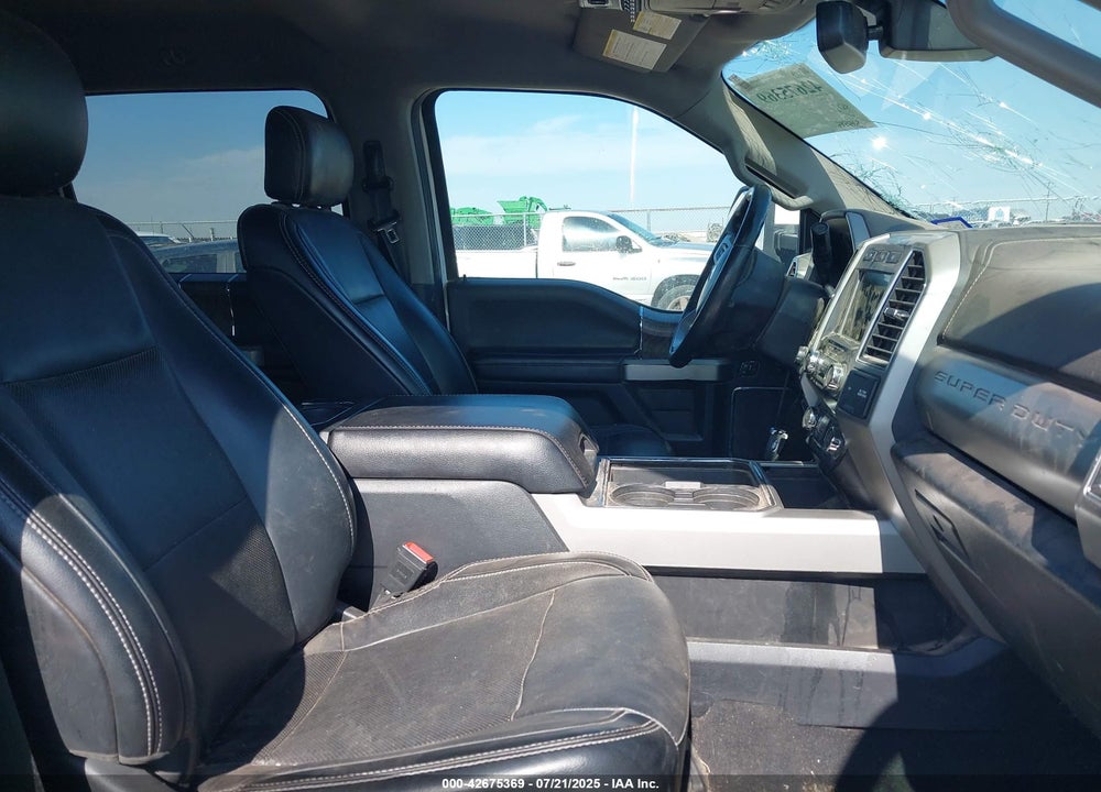 2019 FORD F-350 LARIAT VIN: 1FT8W3DT5KEG16550