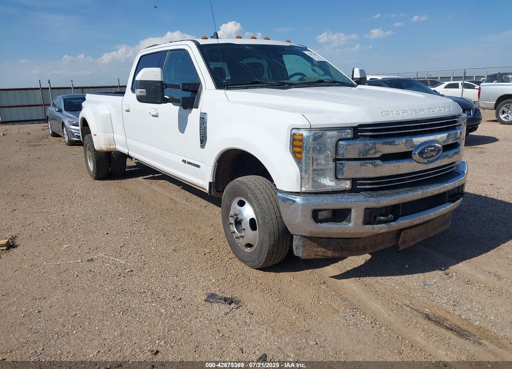 2019 FORD F-350 LARIAT VIN: 1FT8W3DT5KEG16550