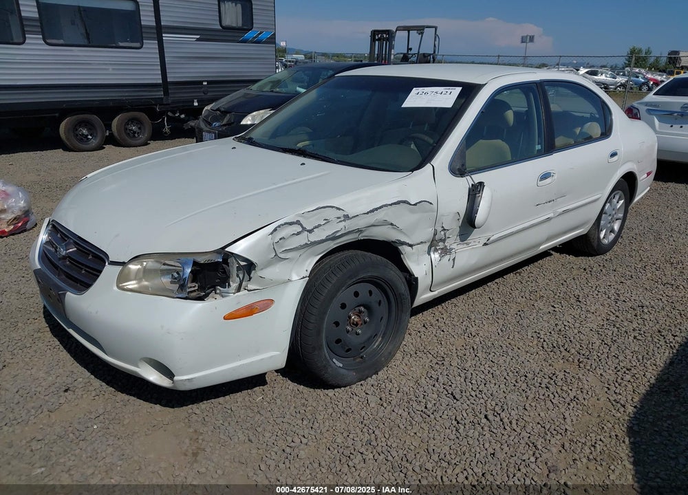 2000 NISSAN MAXIMA VIN: JN1CA31D7YT700656
