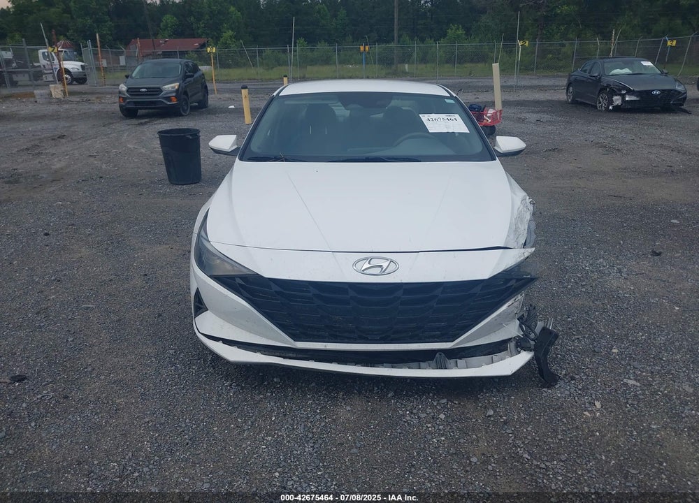 2023 HYUNDAI ELANTRA VIN: 5NPLL4AG1PH102587